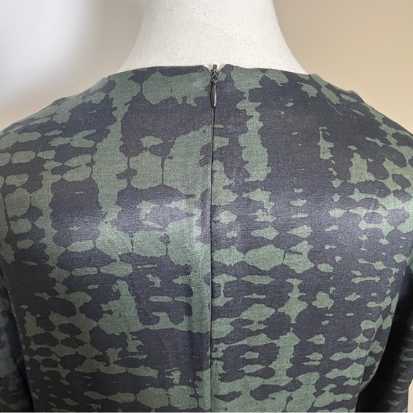 Zara Printed Satin‑Feel Viscose Midi Dress Olive Black Long Sleeve Pockets, Med. - Picture 9 of 17